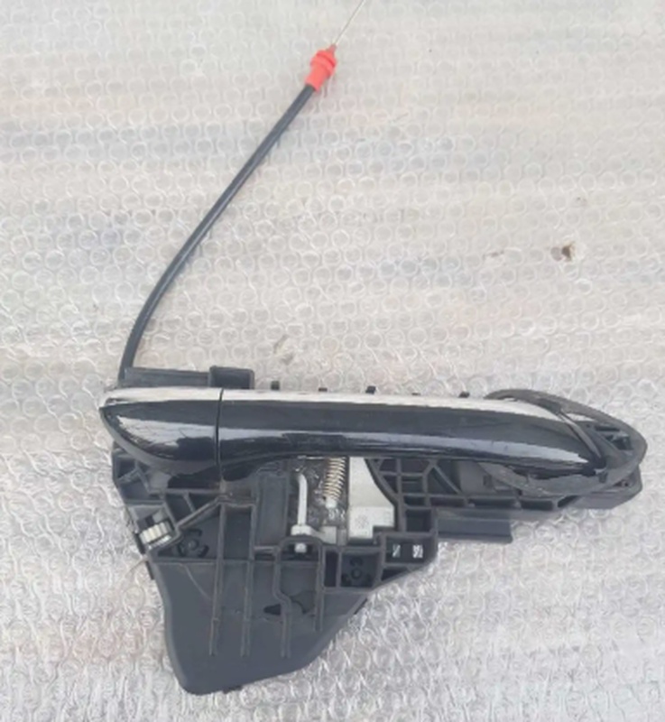 Ручка двери внешняя задняя от Mercedes Benz ML W164 A 1647600634